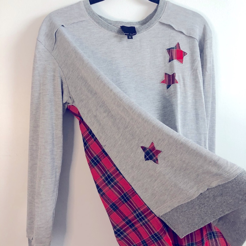 NWOT Sweet Claire Sweatshirt (S)